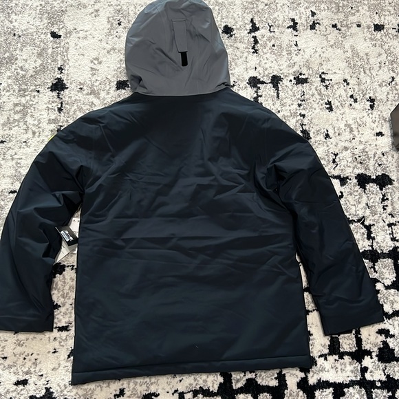 Under Armour Mahlon Waterproof Hooded Pullover jacket Black Grey Boys M L Ski - Picture 8 of 14